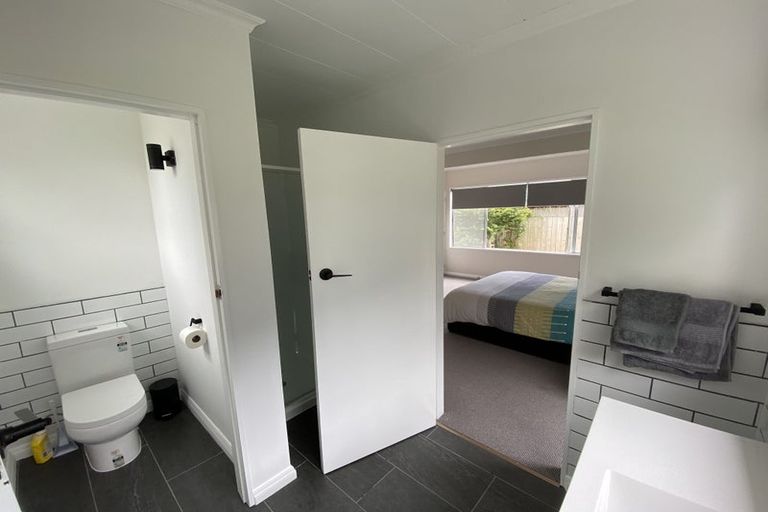 Photo of property in 33b Ngarara Road, Waikanae, 5036