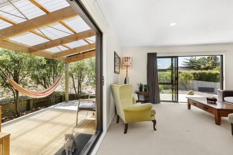 Photo of property in 5b Waikowhai Place, Raglan, 3225