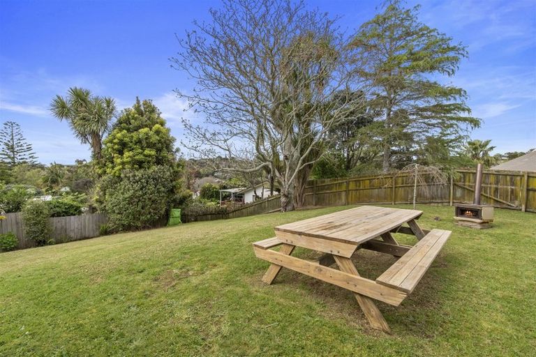 Photo of property in 2/24 Stredwick Drive, Torbay, Auckland, 0630