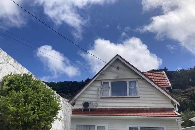 Photo of property in 28 Duncan Terrace, Kilbirnie, Wellington, 6022