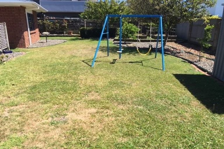 Photo of property in 20 Culzean Grove, Bell Block, New Plymouth, 4312