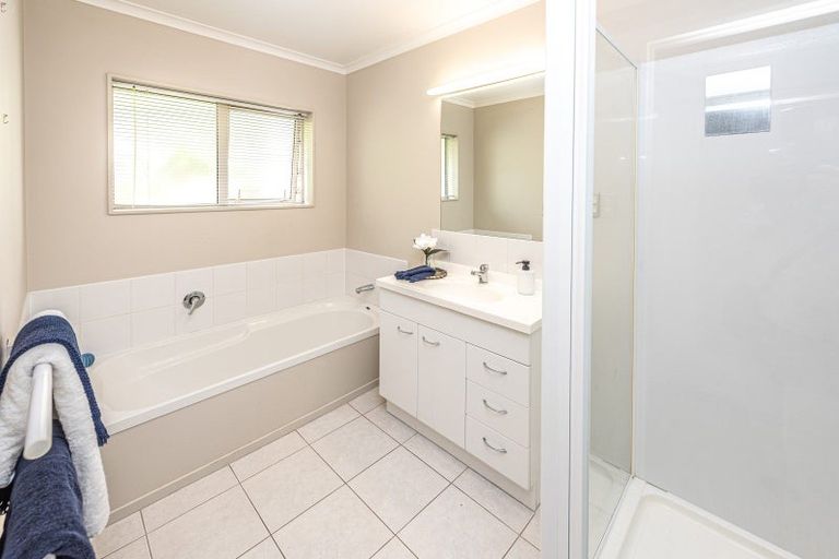 Photo of property in 64 Parkdale Drive, Aramoho, Whanganui, 4500