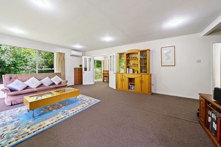 Photo of property in 18 Westhaven Drive, Tawa, Wellington, 5028