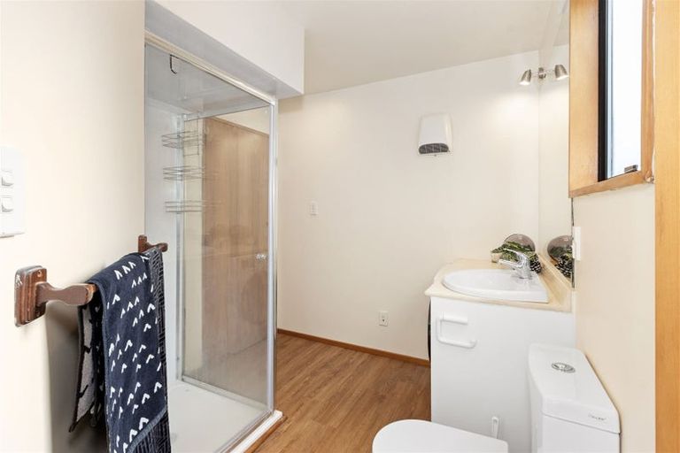 Photo of property in 3a Memorial Avenue, Ilam, Christchurch, 8053