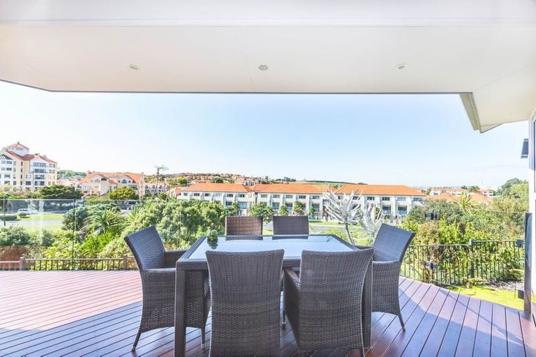 Photo of property in 7 Bella Vista Drive, Gulf Harbour, Whangaparaoa, 0930