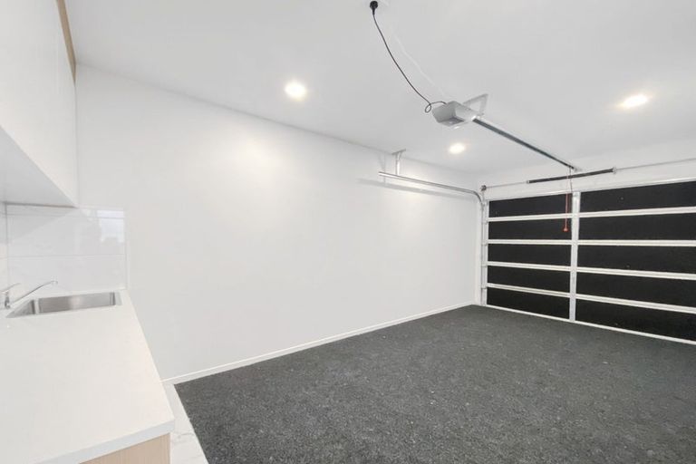 Photo of property in 3b Frontier Lane, Flat Bush, Auckland, 2019