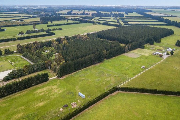 Photo of property in 1837 West Coast Road, Kirwee, Christchurch, 7671