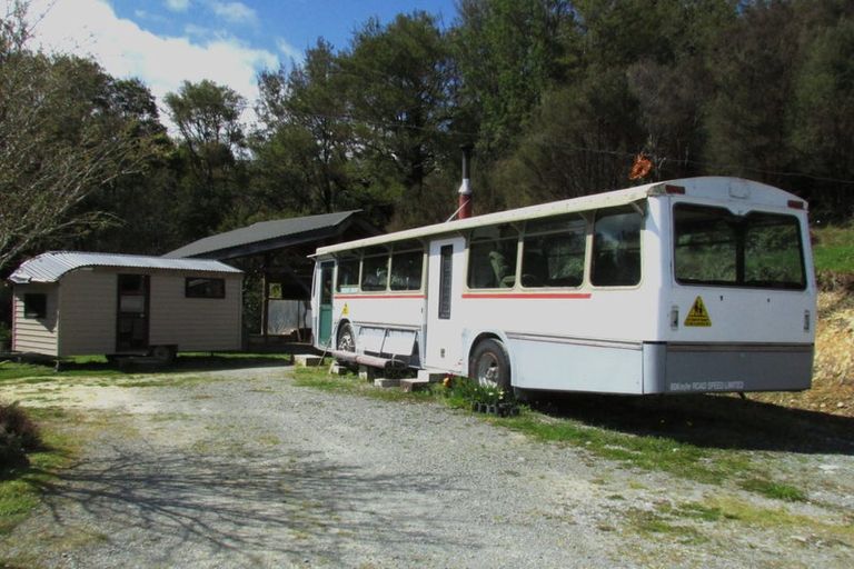 Photo of property in 1712 State Highway 7, Arnold Valley, Dobson, 7872