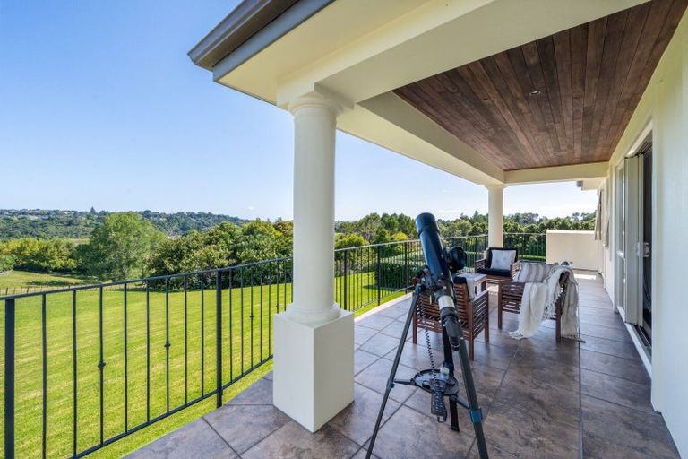 Photo of property in 204 Broomfields Road, Whitford, Howick, 2571