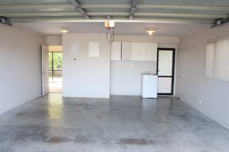 Photo of property in 7 Oakville Avenue, Flat Bush, Auckland, 2016