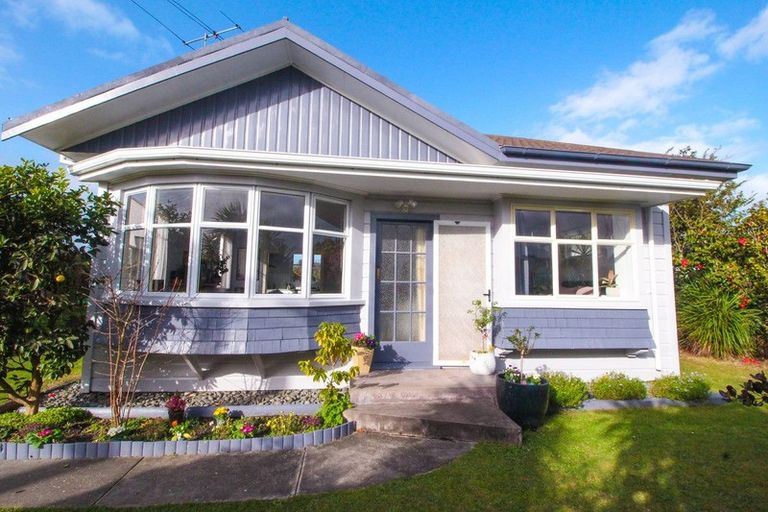 Photo of property in 35 Muir Street, Te Hapara, Gisborne, 4010
