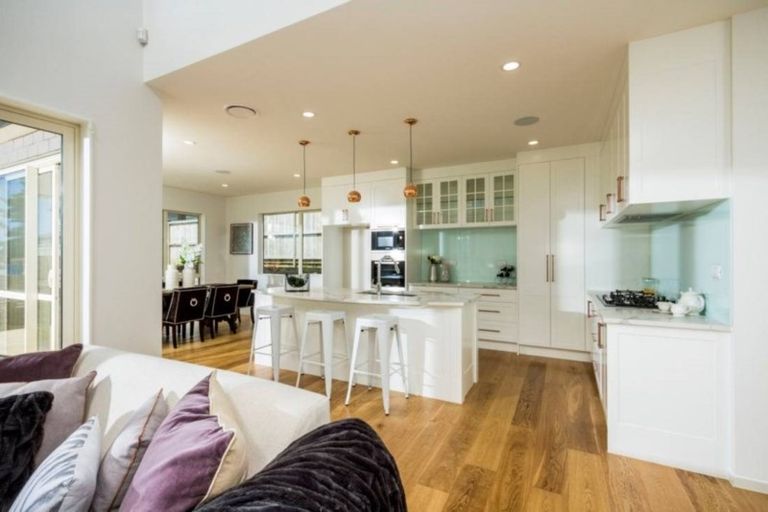 Photo of property in 14 Spyglass Street, Red Beach, 0932