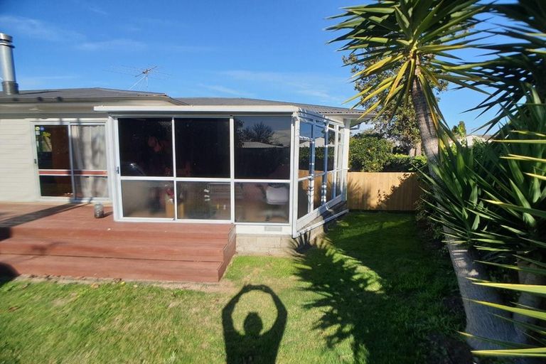 Photo of property in 32 Resolute Way, Papakura, 2110