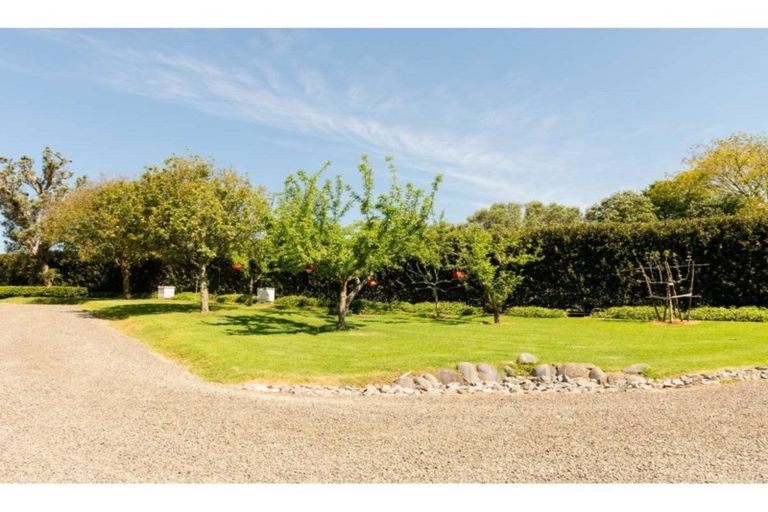 Photo of property in 60 Riverview Road, Kerikeri, 0230