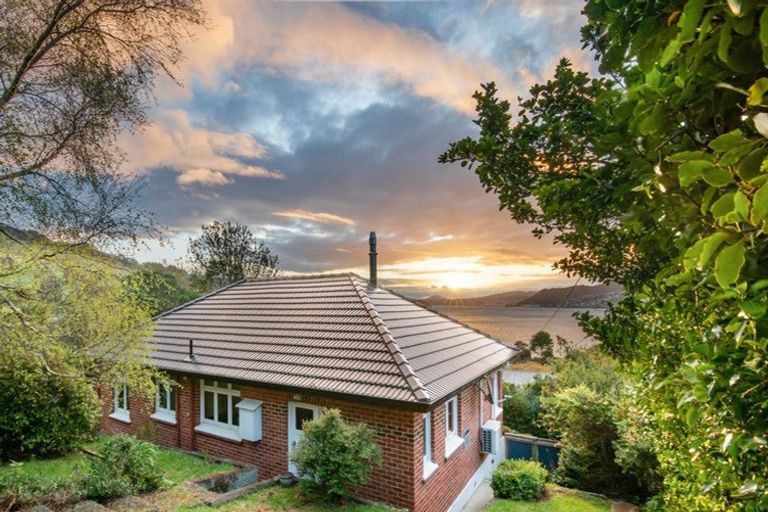 Photo of property in 30 Wharfdale Street, Macandrew Bay, Dunedin, 9014