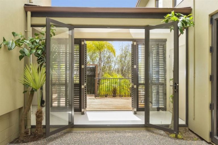 Photo of property in 11 Sabana Place, Bethlehem, Tauranga, 3110