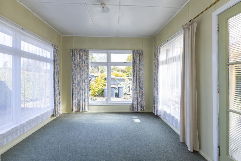 Photo of property in 6 Cross Street, Geraldine, 7930