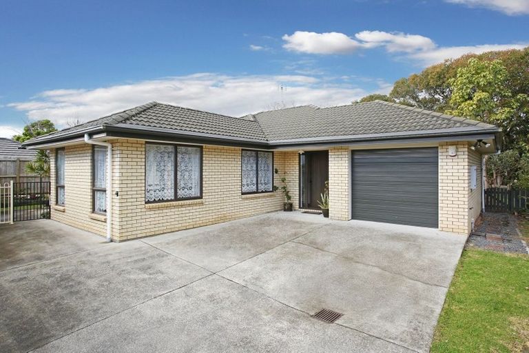 Photo of property in 11a Cross Street, Drury, 2113