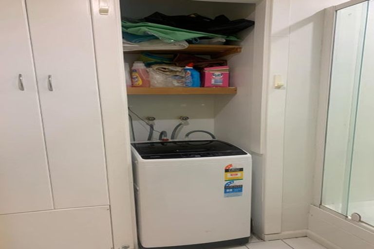 Photo of property in Parkland Flats, 17/51 Adams Terrace, Kelburn, Wellington, 6021