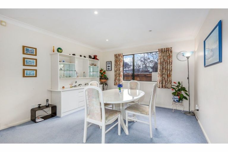 Photo of property in 9 South Street, Petone, Lower Hutt, 5012