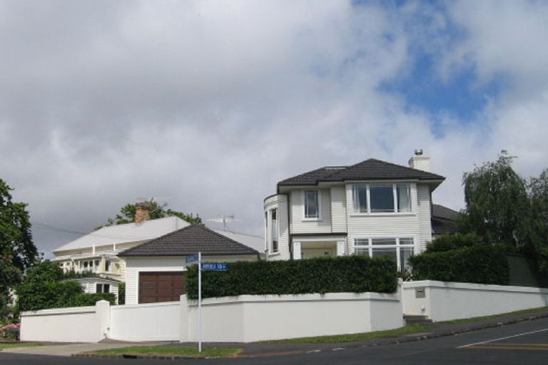 Photo of property in 5 Awatea Road, Parnell, Auckland, 1052