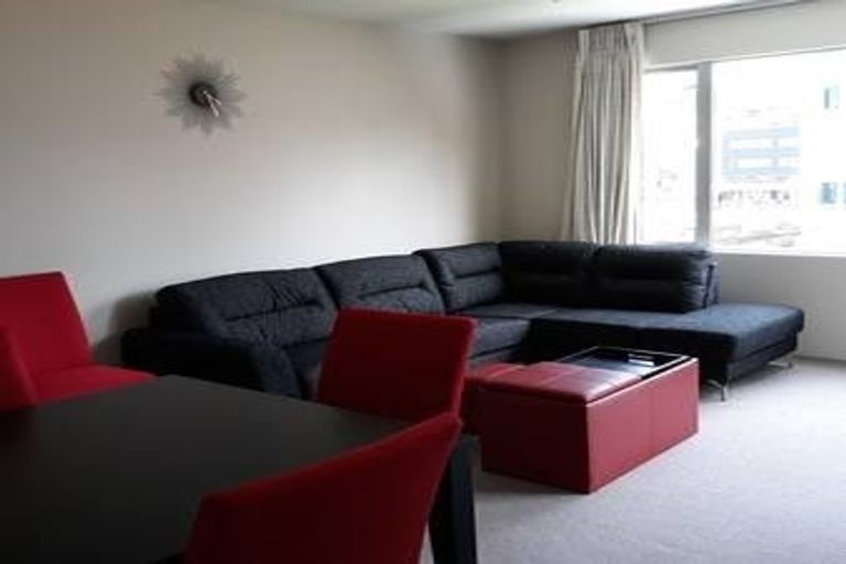 Photo of property in Sanctum Apartment, 10 Ebor Street, Te Aro, Wellington, 6011