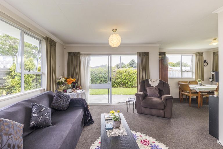 Photo of property in 53 Carter Crescent, Awapuni, Palmerston North, 4412