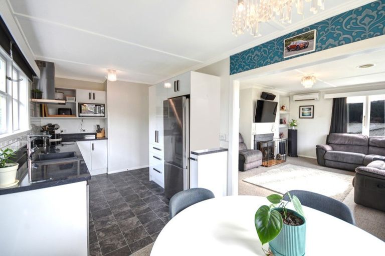 Photo of property in 7 Scotland Terrace, Green Island, Dunedin, 9018