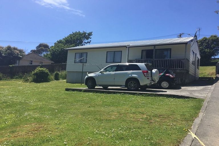 Photo of property in 36 Jackson Terrace, Ranui, Porirua, 5024