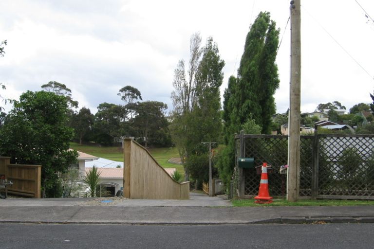 Photo of property in 1/83 Selwyn Crescent, Forrest Hill, Auckland, 0620