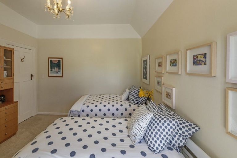 Photo of property in 14 Chamberlain Road, Karori, Wellington, 6012