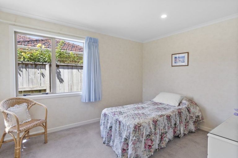 Photo of property in 36 Sovereign Isle Lane, Rototuna, Hamilton, 3210