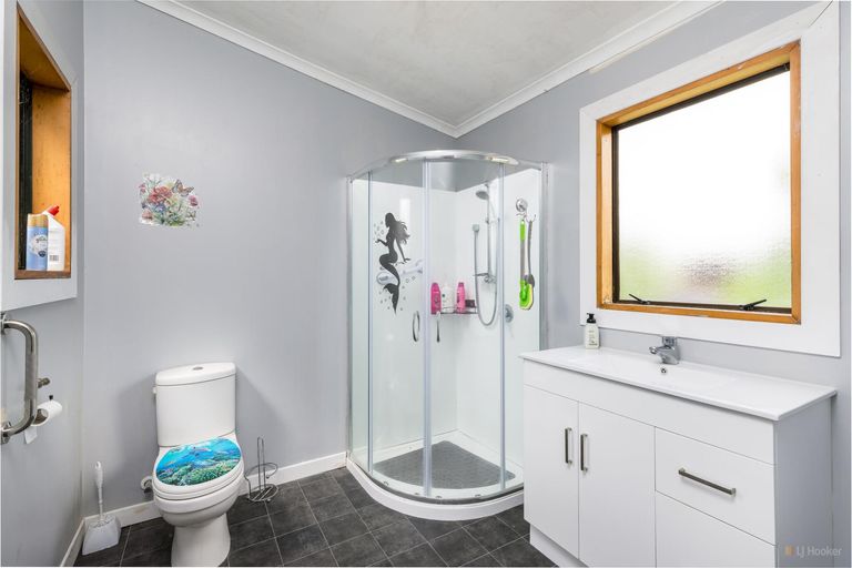 Photo of property in 12 James Street, Waimate, 7980