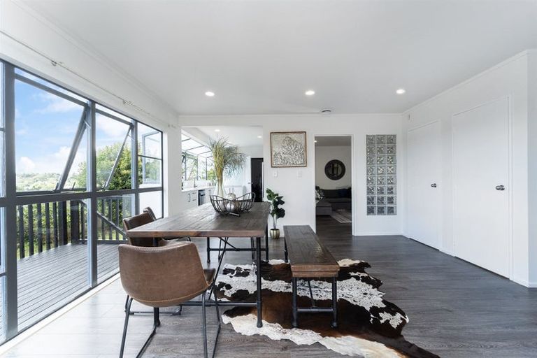 Photo of property in 50a Noeleen Street, Glenfield, Auckland, 0629