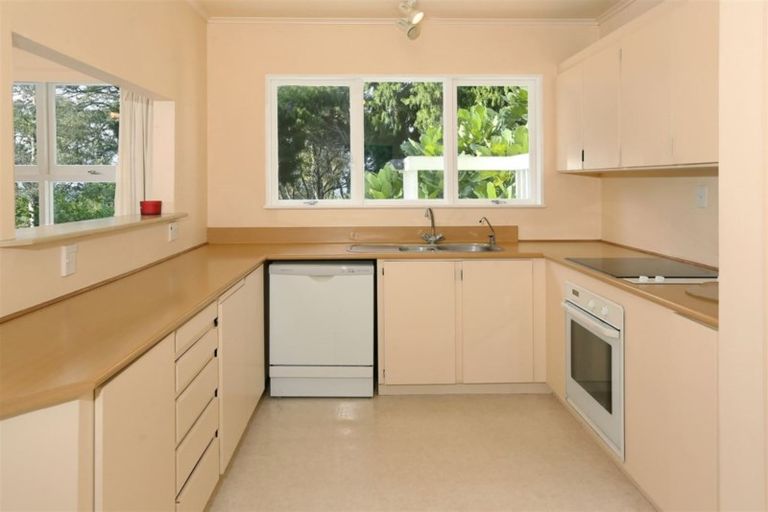 Photo of property in 181 Konini Road, Titirangi, Auckland, 0604