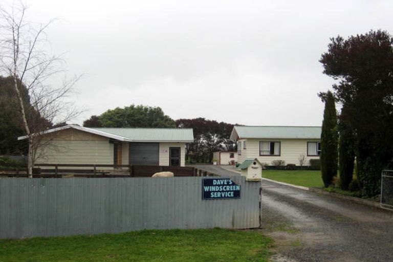 Photo of property in 43 Philip Street, Carterton, 5713