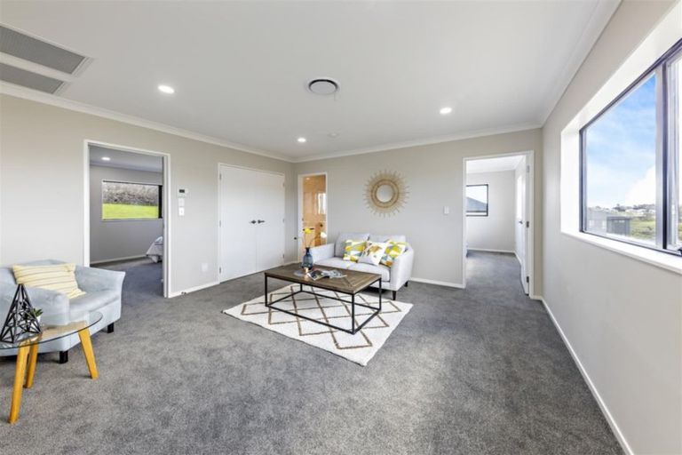 Photo of property in 3 Donnybrook Road, Flat Bush, Auckland, 2019