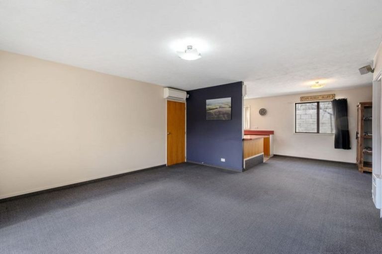 Photo of property in 2/50 Awatea Road, Hornby, Christchurch, 8042