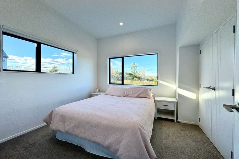 Photo of property in 10 Taiaha Street, Papakura, 2110