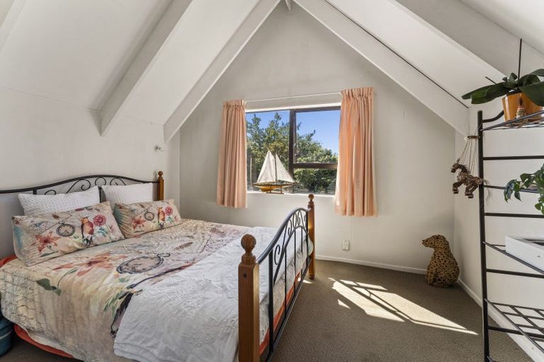 Photo of property in 9 Ratanui Road, Paraparaumu, 5032