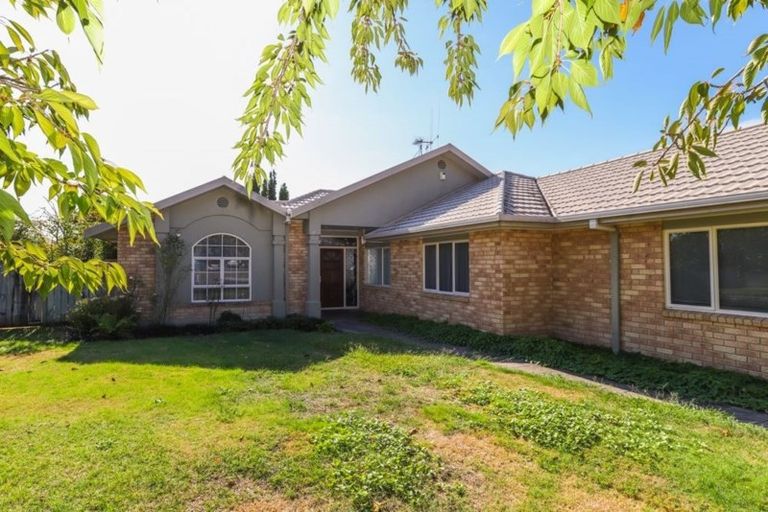 Photo of property in 54 Callum Brae Drive, Rototuna, Hamilton, 3210