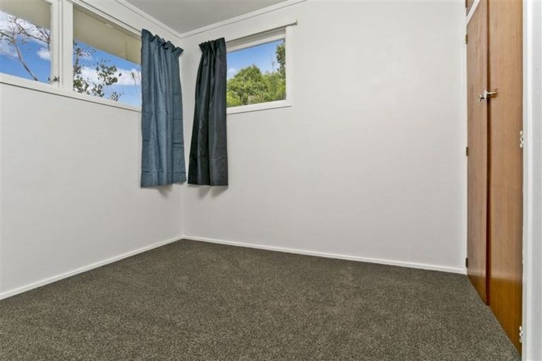 Photo of property in 1/114 Verran Road, Birkdale, Auckland, 0626