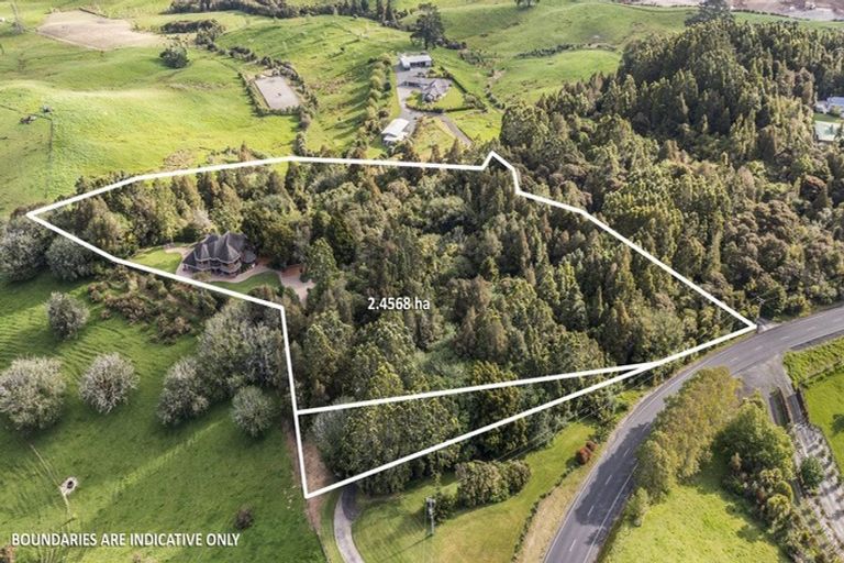 Photo of property in 251 Whitehills Road, Waitoki, 0994