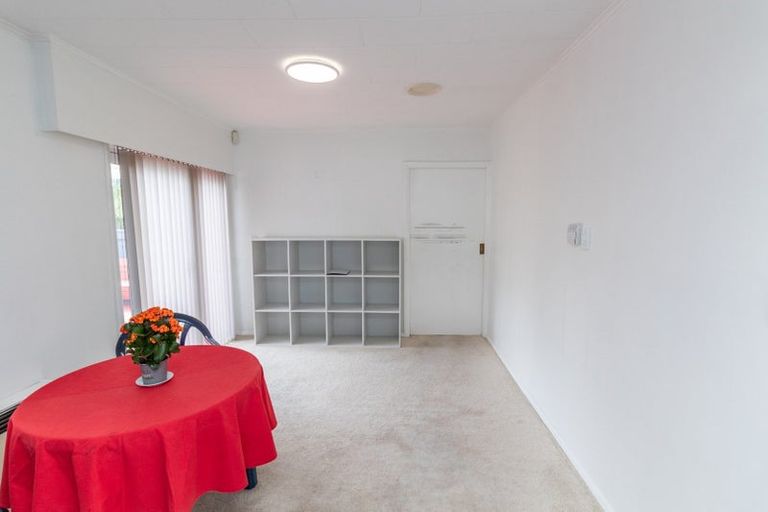 Photo of property in 124 Naenae Road, Naenae, Lower Hutt, 5011