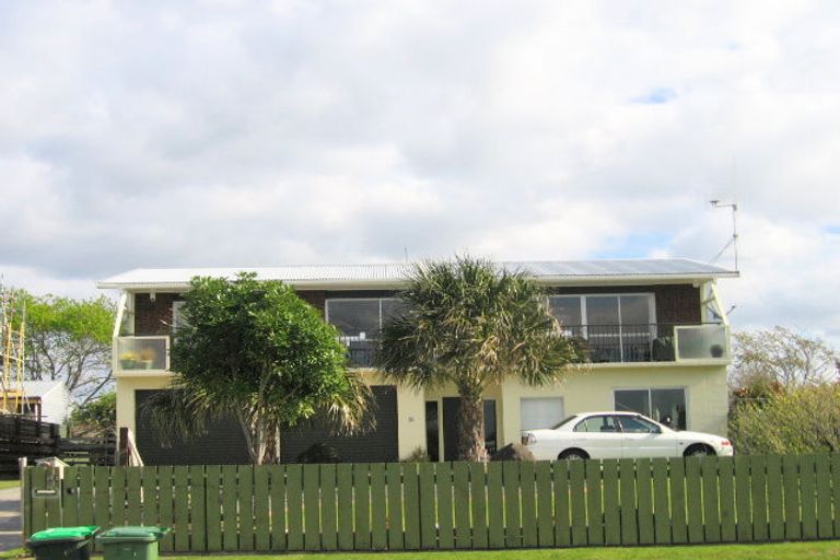 Photo of property in 572 Papamoa Beach Road, Papamoa Beach, Papamoa, 3118