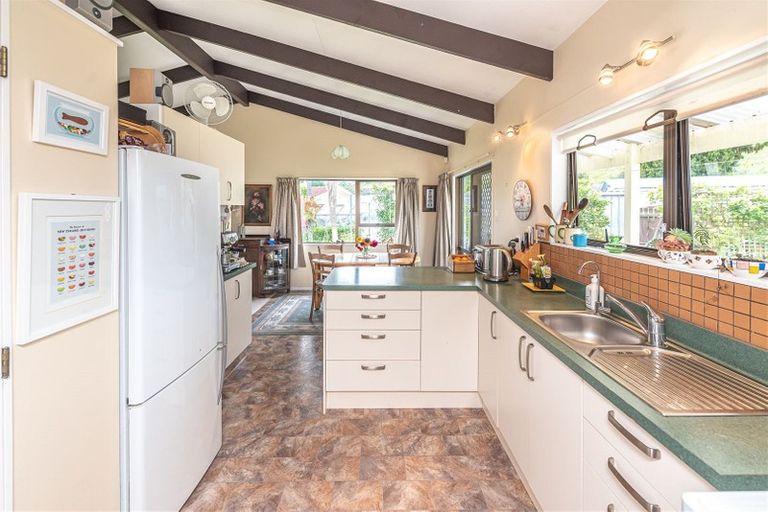 Photo of property in 2 Ash Place, Aramoho, Whanganui, 4500