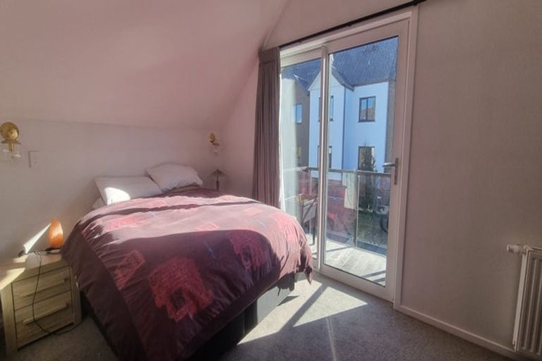 Photo of property in 2/22 Bullendale Drive, Arthurs Point, Queenstown, 9371