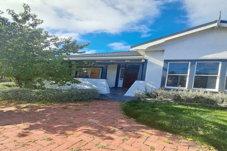 Photo of property in 1/96 Somerfield Street, Somerfield, Christchurch, 8024