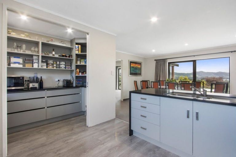 Photo of property in 215 Ongare Point Road, Tahawai, 3170