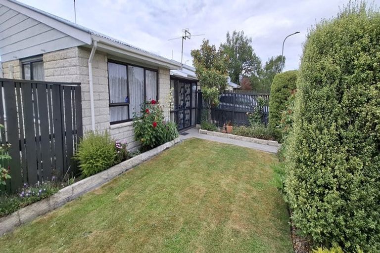 Photo of property in 58b Bush Street, Rangiora, 7400